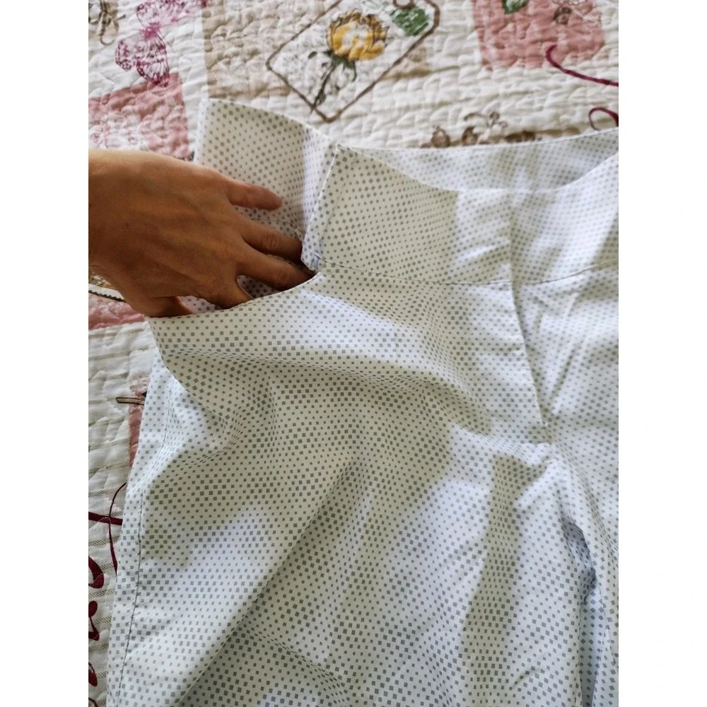 Adidas Women's Golf  Polka Dot shorts Size‎ 12  White Gray Pockets